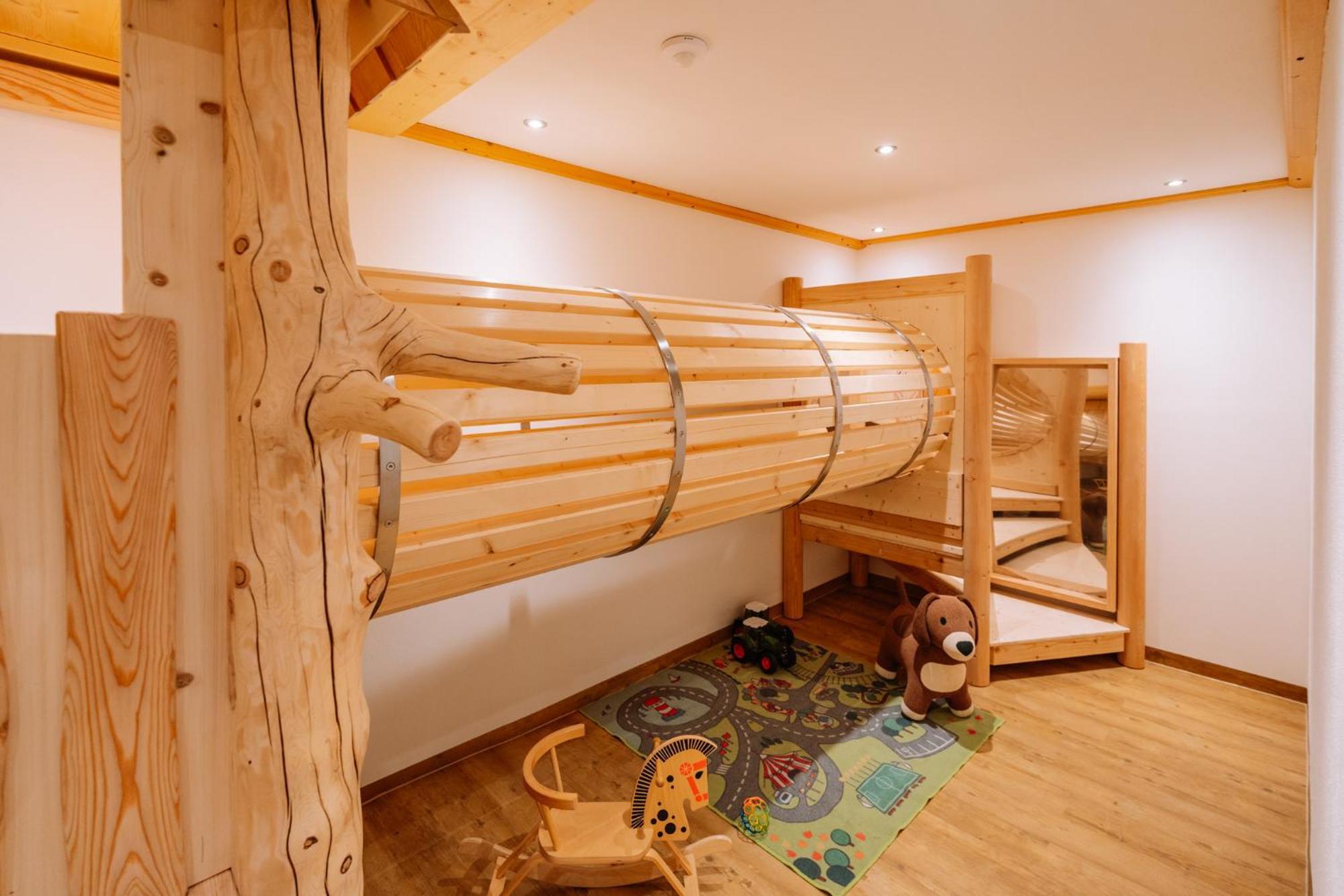 Hotel Sperlhof Уиндишгарстен Екстериор снимка