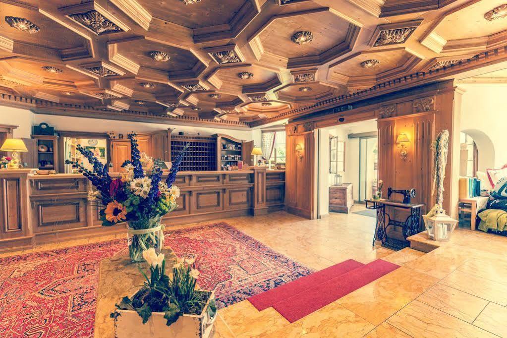 Hotel Sperlhof Уиндишгарстен Екстериор снимка