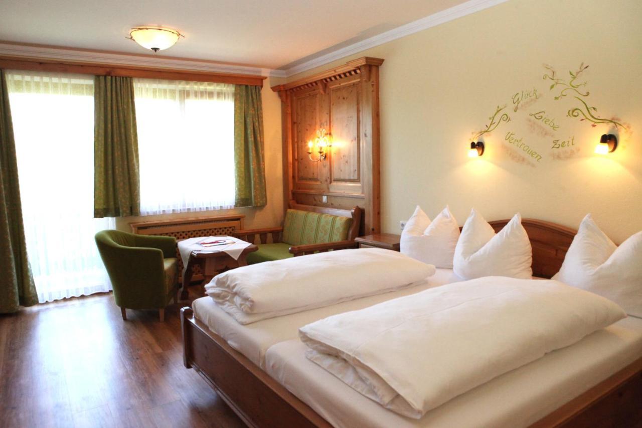 Hotel Sperlhof Уиндишгарстен Екстериор снимка