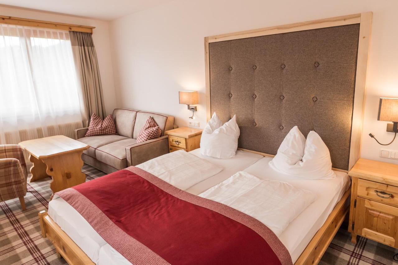 Hotel Sperlhof Уиндишгарстен Екстериор снимка