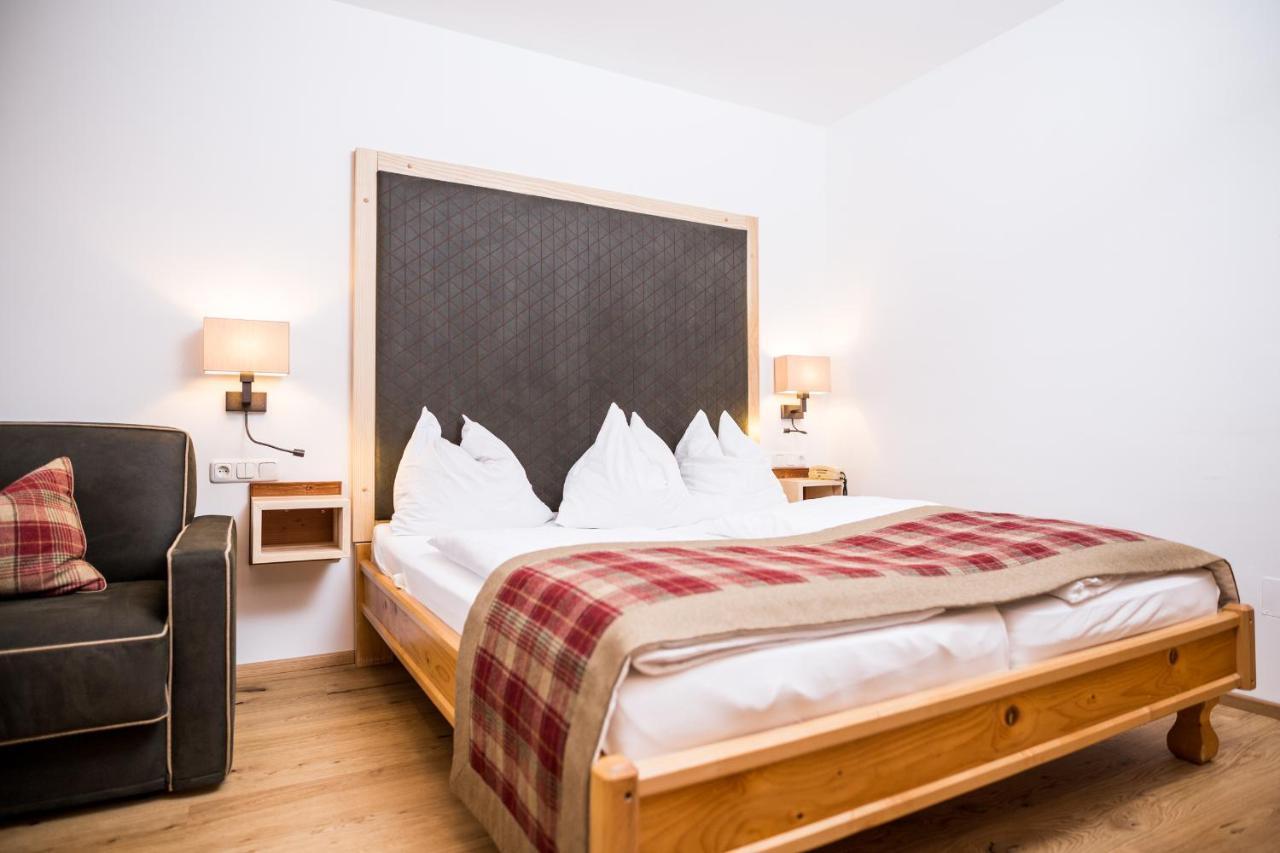 Hotel Sperlhof Уиндишгарстен Екстериор снимка